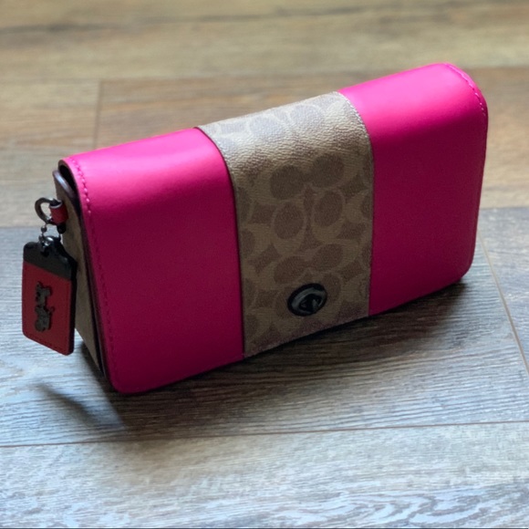 Coach Dinky Signature Canvas Blocking and Leather - Picture 7 of 7